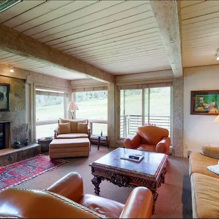 Enclave 201, Snowmass Ski-In/Ski-Out Condo W/Shared Pool/Hot Tub/Gym/Wifi
